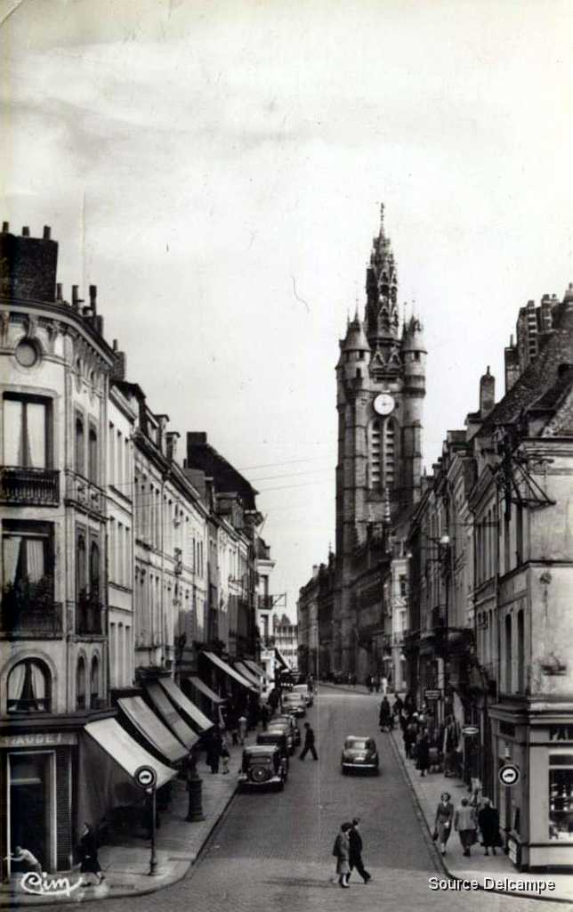 59 Douai Rue de la Mairie et Beffroi.jpg